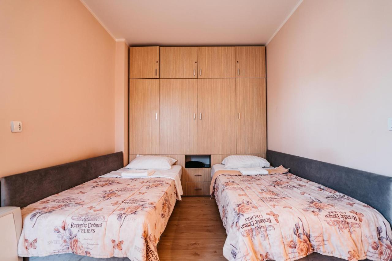Lotos Depandans Hotell Ni Eksteriør bilde