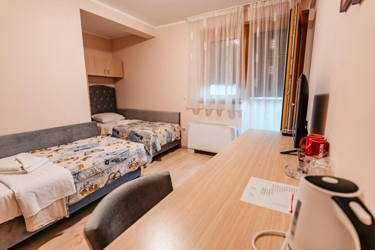 Lotos Depandans Hotell Ni Eksteriør bilde